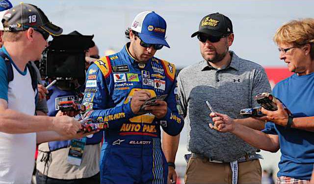 S-Chase Elliott pic